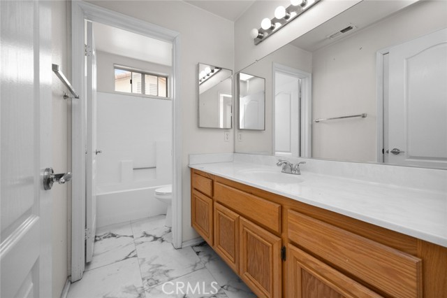 14412 1/2 Lemoli Street, Hawthorne CA: https://media.crmls.org/medias/6e19e3d9-1d9d-4618-b6a6-33213875a437.jpg
