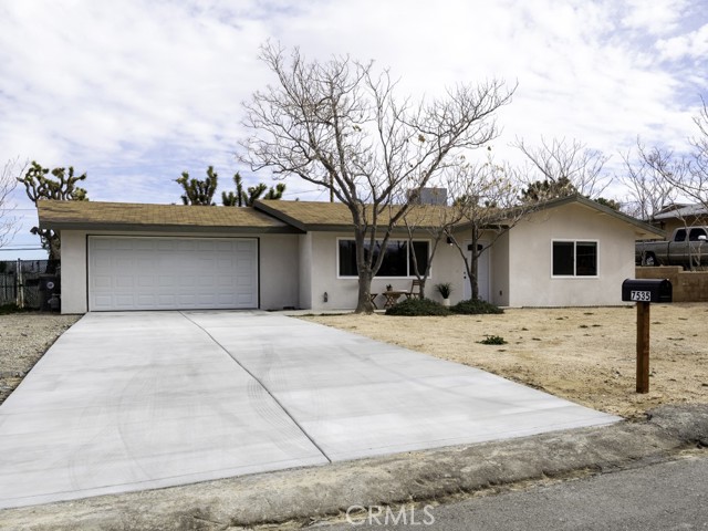 Detail Gallery Image 1 of 1 For 7535 Apache Trl, Yucca Valley,  CA 92284 - 3 Beds | 2 Baths