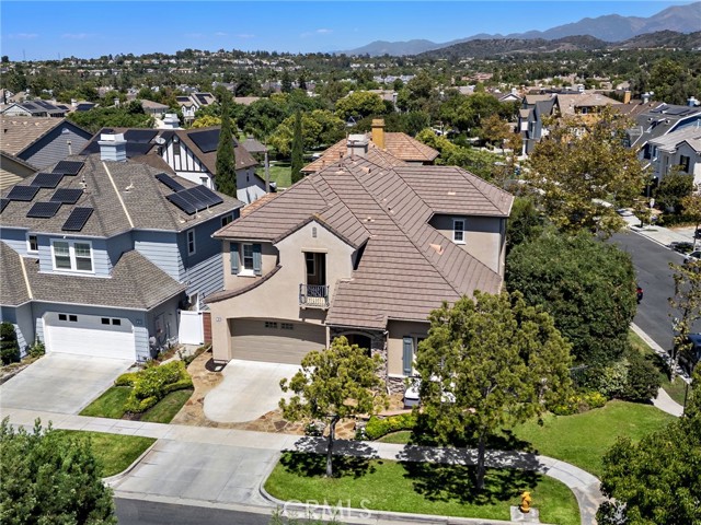 40 Celestine Circle, Ladera Ranch CA: https://media.crmls.org/medias/6e1a8a74-e621-457b-a761-37d32538afea.jpg