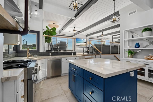 Detail Gallery Image 10 of 55 For 1414 Mar Vista, Laguna Beach,  CA 92651 - 5 Beds | 4 Baths