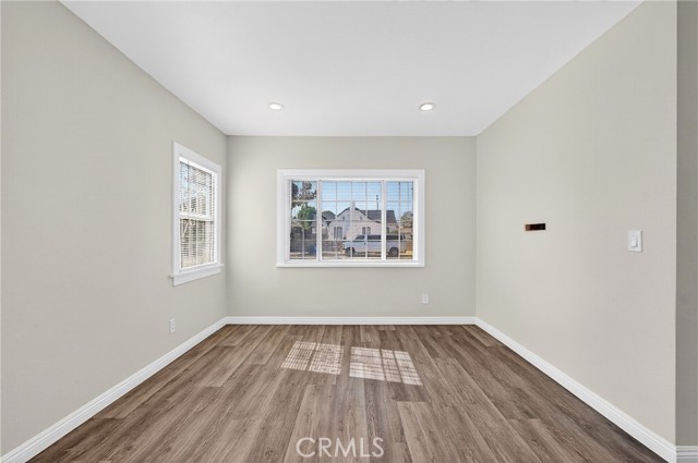 Detail Gallery Image 8 of 26 For 8734 Dalton, Los Angeles,  CA 90047 - 3 Beds | 2 Baths