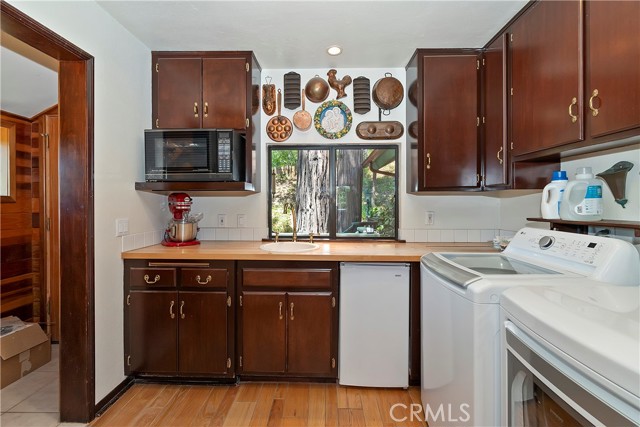 Detail Gallery Image 20 of 56 For 701 Zurich Dr, Lake Arrowhead,  CA 92352 - 3 Beds | 3 Baths