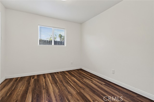 Detail Gallery Image 28 of 38 For 1300 W 90th St, Los Angeles,  CA 90044 - 6 Beds | 3 Baths