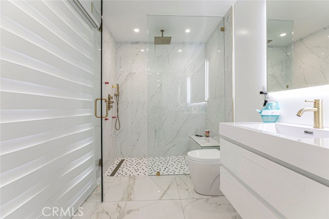 12410 Mclennan Avenue, Granada Hills CA: https://media.crmls.org/medias/6e1b0c75-9207-4a28-b033-59417ec027bc.jpg
