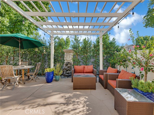 Detail Gallery Image 9 of 48 For 27626 Iris Pl, Castaic,  CA 91384 - 4 Beds | 2/1 Baths