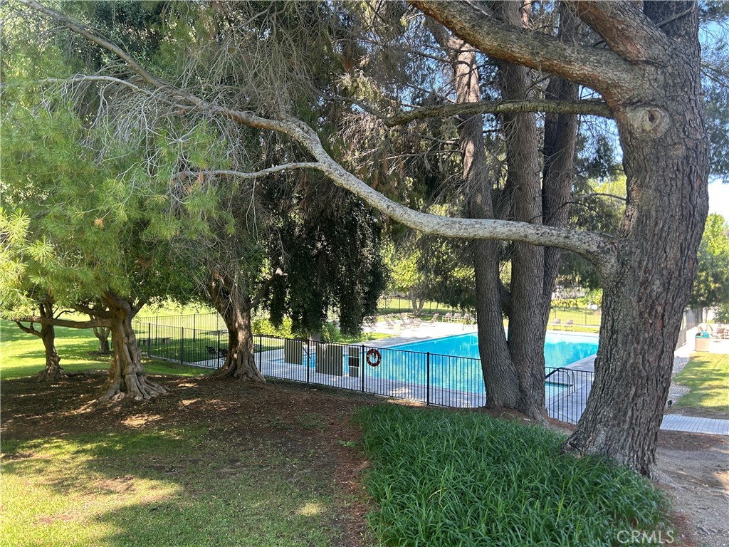 https://media.crmls.org/medias/6e1c6773-dfbf-4a0a-a8e2-4176eac6a690.jpg?preset=X-Large