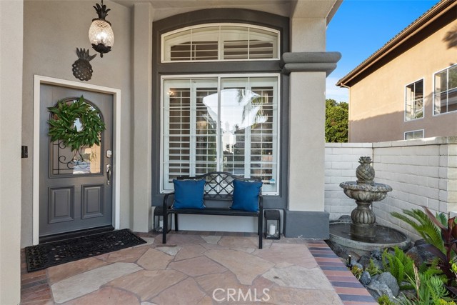 12 La Perla, Lake Forest CA: https://media.crmls.org/medias/6e1cbefd-19ef-4004-a291-f7a9a95efaa7.jpg