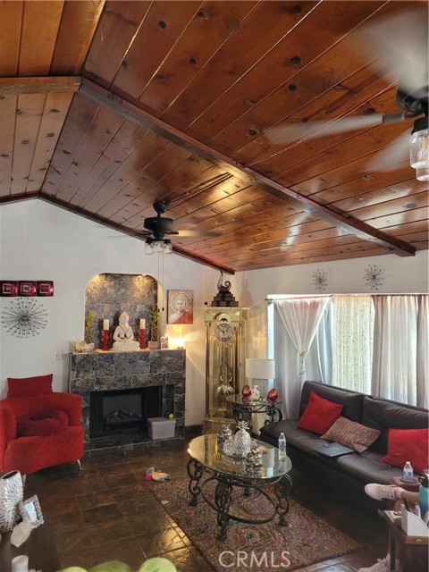 2065 Abelia Lane, Vista, CA, 92083 2065 Abelia Lane, Vista, CA, 92083