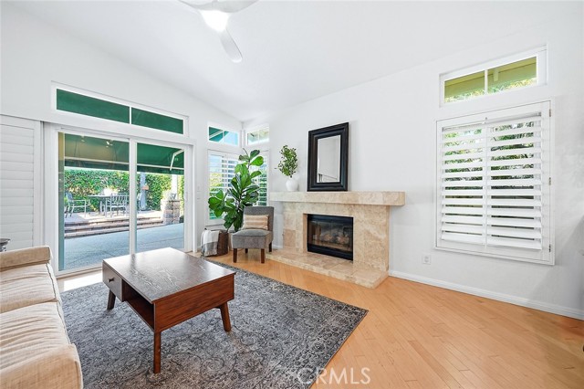 Detail Gallery Image 11 of 46 For 17866 via La Cresta, Chino Hills,  CA 91709 - 3 Beds | 2 Baths