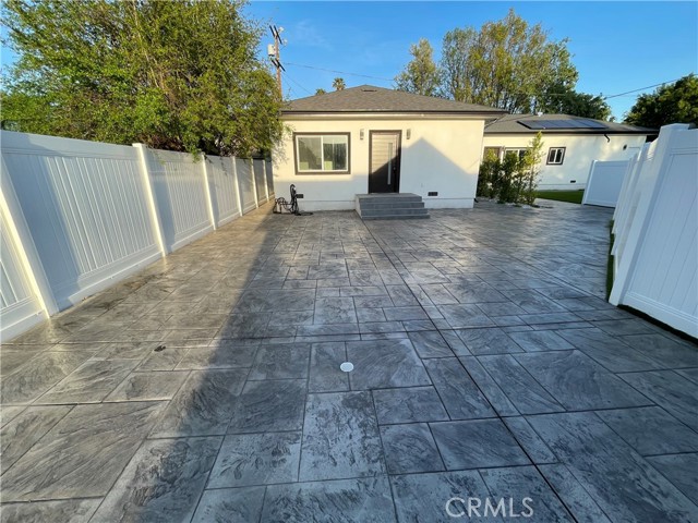 Detail Gallery Image 10 of 10 For 7932 Amestoy Ave, Van Nuys,  CA 91406 - 2 Beds | 1 Baths