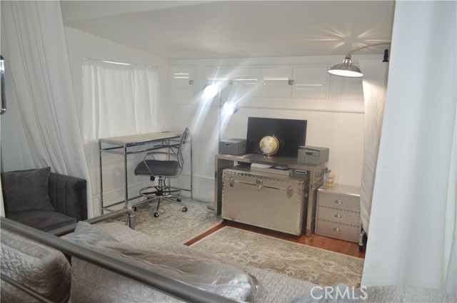 Detail Gallery Image 19 of 61 For 13111 Sierra Hwy, Agua Dulce,  CA 91390 - 1 Beds | 1 Baths