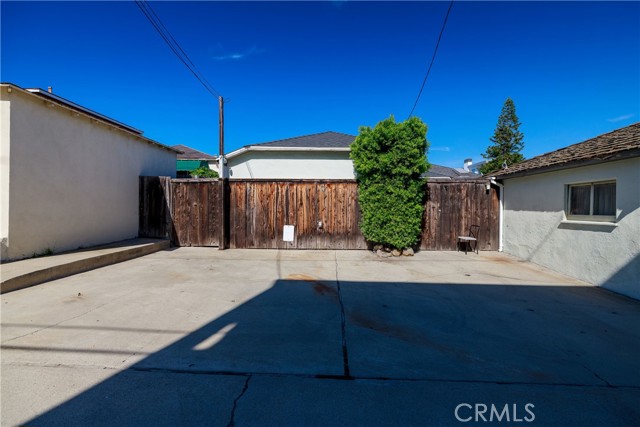 400 5th Street, Manhattan Beach, California 90266, 4 Bedrooms Bedrooms, ,2 BathroomsBathrooms,Residential,Sold,5th,SB23202757