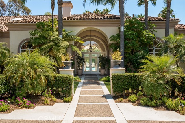 16727 Camino Sierra del Sur Drive, Rancho Santa Fe CA: https://media.crmls.org/medias/6e1e9eea-fe9d-4f6c-a56a-4f916454cc97.jpg