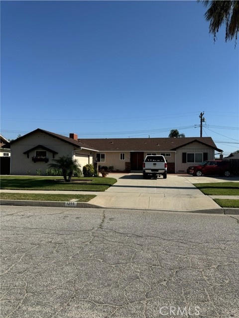 Detail Gallery Image 1 of 1 For 1255 E 25th St, San Bernardino,  CA 92404 - 3 Beds | 2/1 Baths