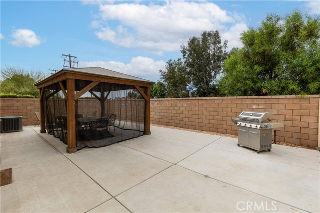 Detail Gallery Image 29 of 31 For 24944 Fortress Ct, Moreno Valley,  CA 92553 - 4 Beds | 2/1 Baths