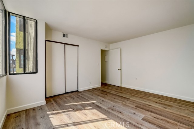 Detail Gallery Image 16 of 46 For 1900 Vine St #102,  Los Angeles,  CA 90068 - 2 Beds | 2 Baths
