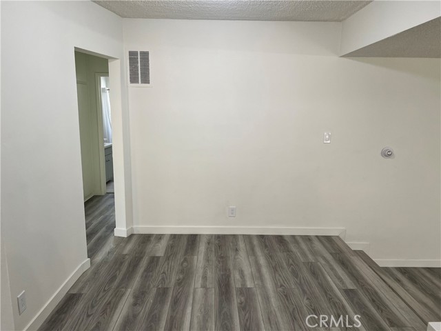 859 S Shenandoah Street, Los Angeles CA: https://media.crmls.org/medias/6e215770-171b-4736-b02a-d987f582c648.jpg