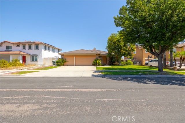 Detail Gallery Image 28 of 32 For 1411 Pinewood Dr, Corona,  CA 92881 - 4 Beds | 2 Baths