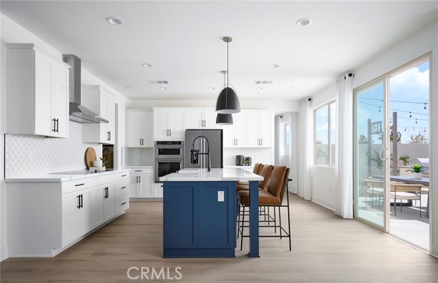 Front Image Thumbnail for CRIV26153417