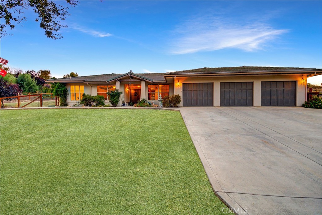 9947 Flyrod Drive, Paso Robles, CA 93446