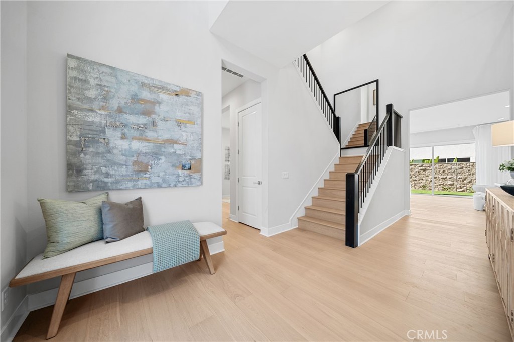 MLS #OC25239001 image #5