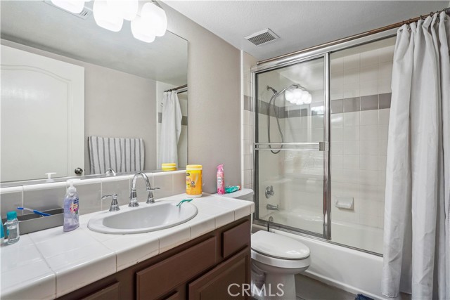 Detail Gallery Image 27 of 42 For 541 W 23rd St #4,  San Pedro,  CA 90731 - 3 Beds | 2/1 Baths