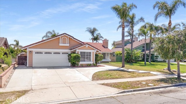 Detail Gallery Image 1 of 45 For 18233 Montgomery Ave, Fontana,  CA 92336 - 4 Beds | 2 Baths