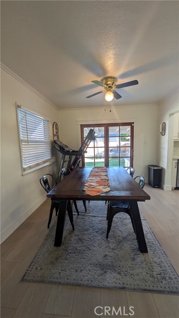 Detail Gallery Image 4 of 15 For 4805 Beatty Dr, Riverside,  CA 92506 - 3 Beds | 2 Baths