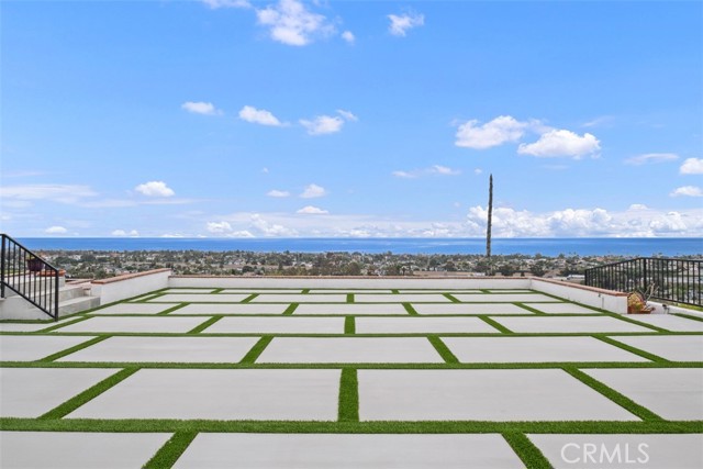 Detail Gallery Image 6 of 52 For 4013 via Manzana, San Clemente,  CA 92673 - 5 Beds | 3/1 Baths