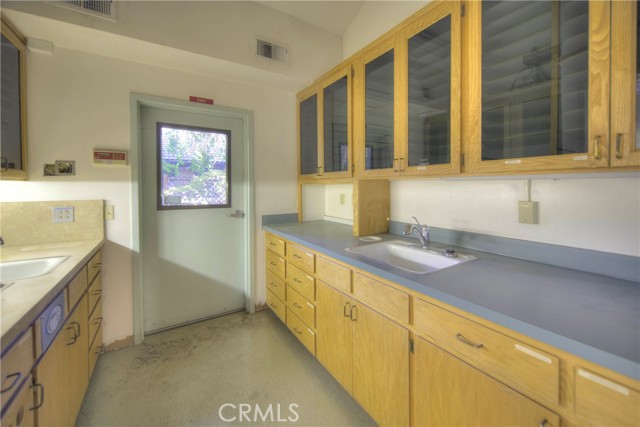 Image 33 of 36 For 650 Rio Lindo Avenue