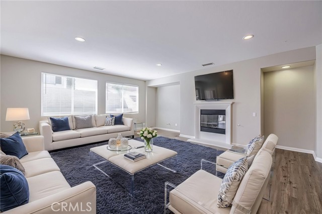 Detail Gallery Image 9 of 55 For 36425 Eveningside Dr, Palmdale,  CA 93552 - 5 Beds | 4 Baths