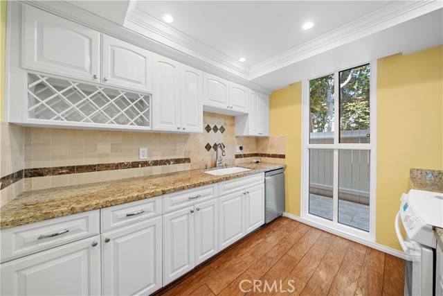 Detail Gallery Image 14 of 57 For 3520 Maricopa #1,  Torrance,  CA 90503 - 3 Beds | 3 Baths