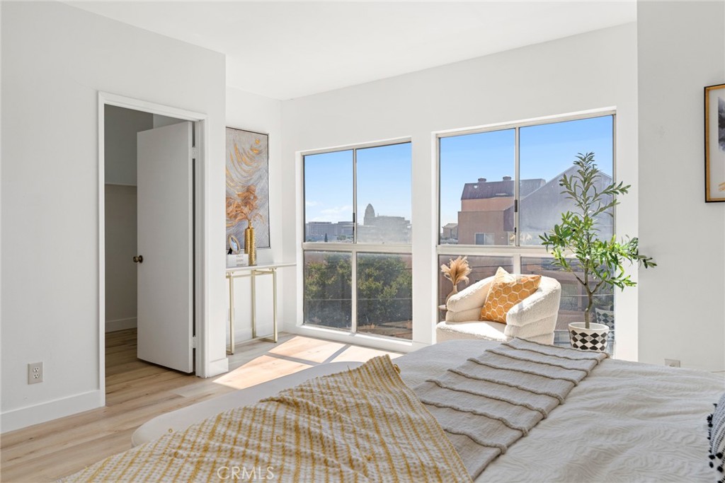 MLS #CV25245053 image #17