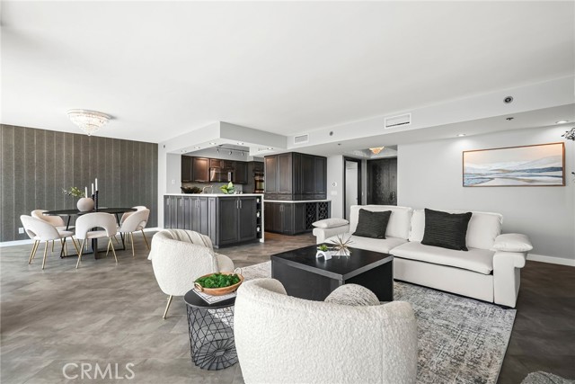 Detail Gallery Image 11 of 66 For 222 Monterey Rd #1203,  Glendale,  CA 91206 - 2 Beds | 2 Baths