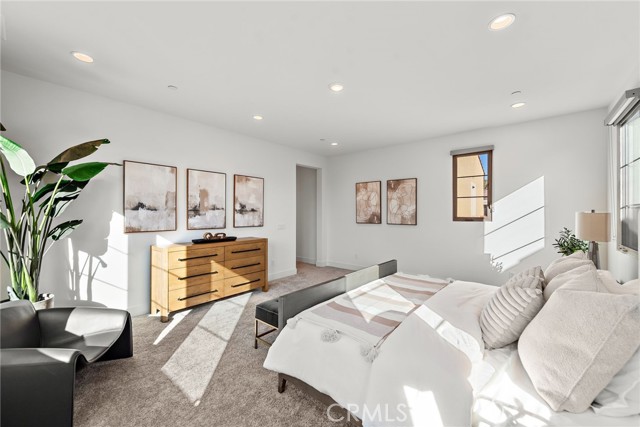 215 Sutters Mill, Irvine CA: https://media.crmls.org/medias/6e2493d5-6864-4b01-9173-264256bb4c32.jpg