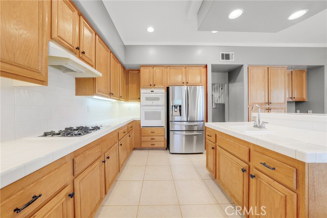 32879 Valentino Way, Temecula CA: https://media.crmls.org/medias/6e24d907-1c99-4410-9be2-a2977c3d5906.jpg