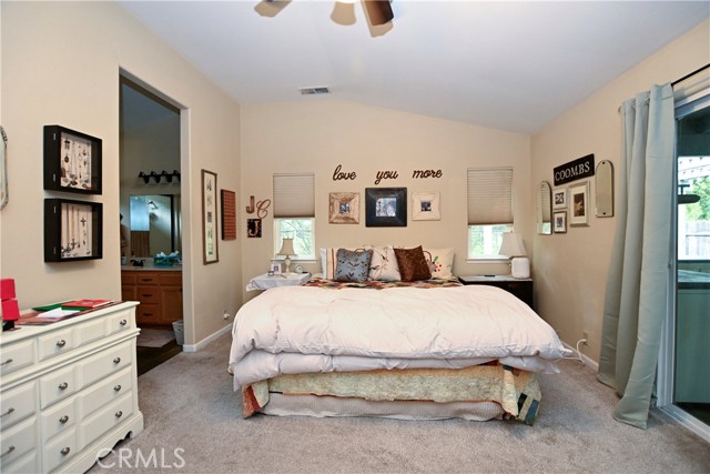 Detail Gallery Image 13 of 25 For 1422 Ridgebrook Way, Chico,  CA 95928 - 3 Beds | 2 Baths