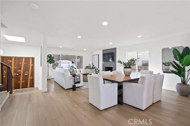 Detail Gallery Image 11 of 45 For 17805 Winterberry St, Fountain Valley,  CA 92708 - 6 Beds | 5/1 Baths