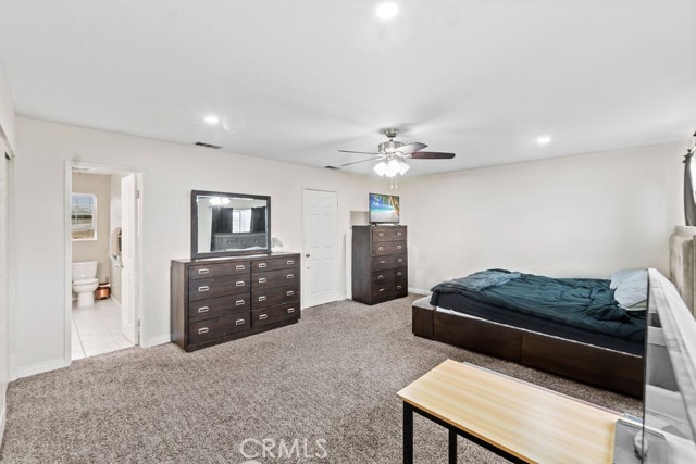 Detail Gallery Image 18 of 30 For 18529 Arrowhead Bld, San Bernardino,  CA 92407 - 3 Beds | 2/1 Baths