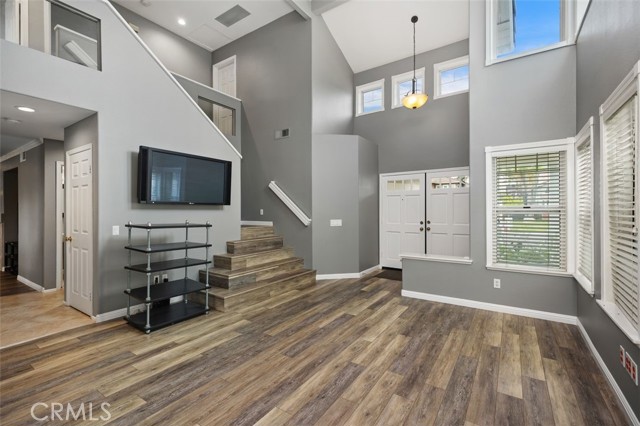 4 Chisholm Trail, Trabuco Canyon CA: https://media.crmls.org/medias/6e261305-df46-4088-9e01-1e47231b63fe.jpg