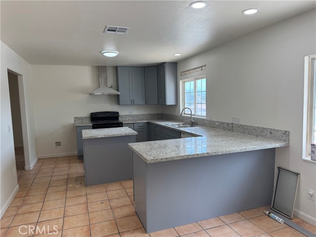 Detail Gallery Image 6 of 24 For 6475 Stover, Riverside,  CA 92505 - 4 Beds | 2 Baths