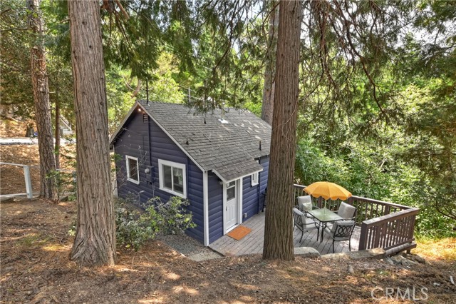 Detail Gallery Image 26 of 32 For 23677 Hillside Dr, Crestline,  CA 92325 - 1 Beds | 1 Baths