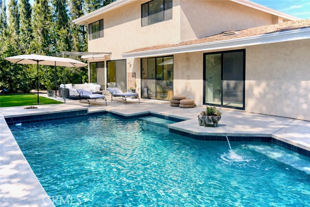 Detail Gallery Image 23 of 25 For 4709 Dunman, Woodland Hills,  CA 91364 - 5 Beds | 3 Baths