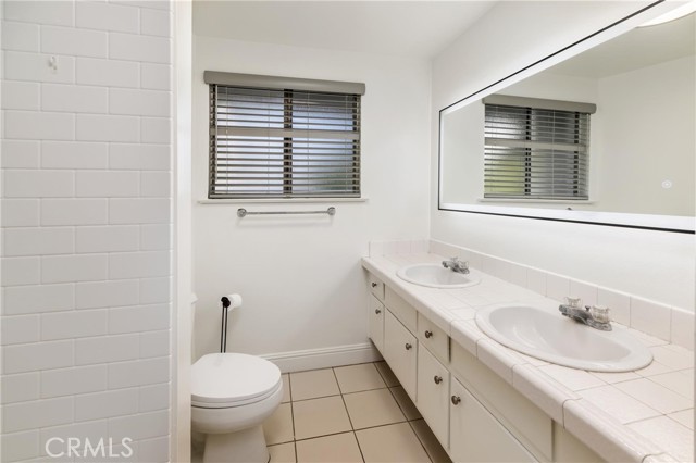 Detail Gallery Image 11 of 15 For 25141 Mackenzie St, Laguna Hills,  CA 92653 - 3 Beds | 2 Baths