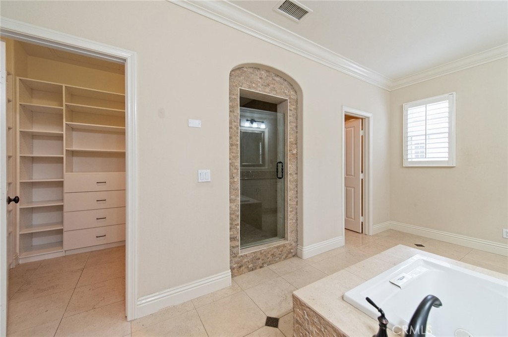 MLS #OC25261172 image #20