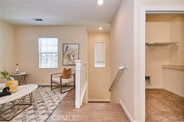 Detail Gallery Image 13 of 45 For 2910 E via Terrano, Ontario,  CA 91764 - 3 Beds | 2/1 Baths