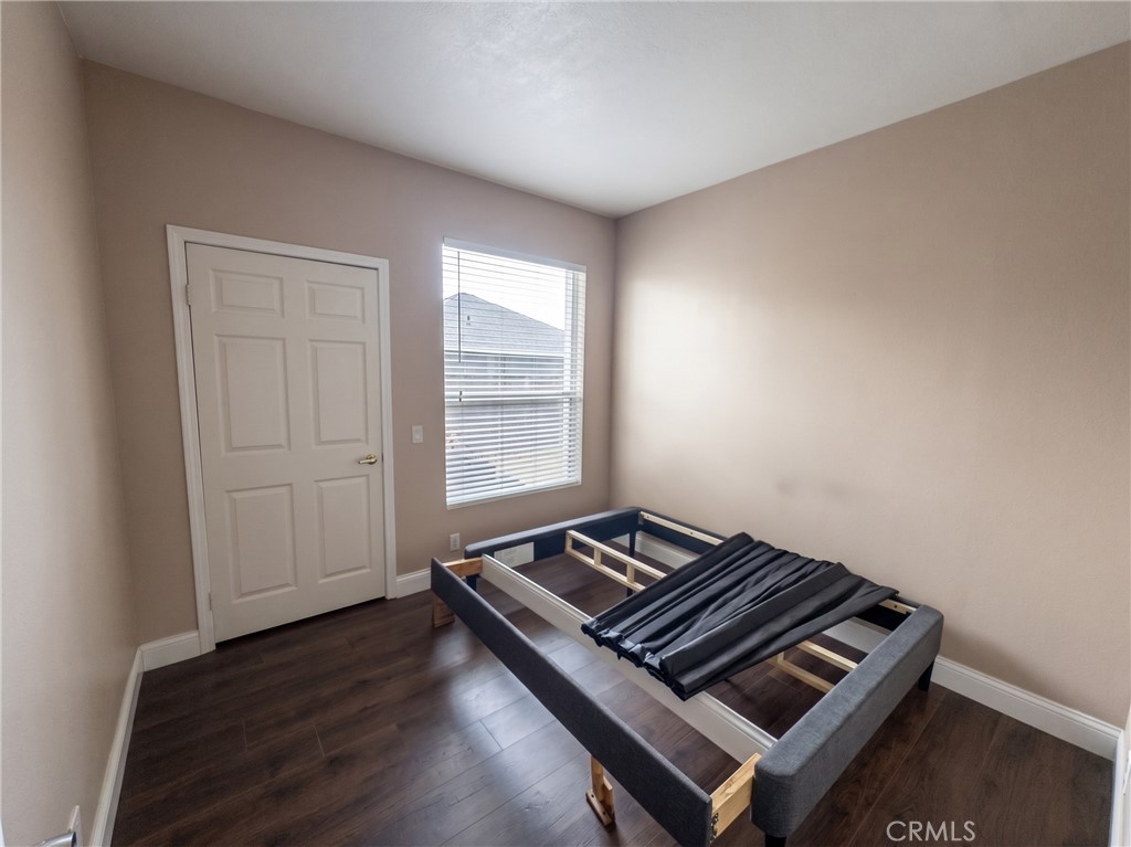 https://media.crmls.org/medias/6e2937e4-808c-4149-9edc-4f21439332c6.jpg?preset=X-Large