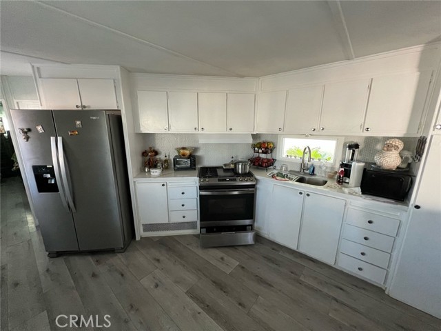 2550 E AVENUE I, Lancaster CA: https://media.crmls.org/medias/6e29b047-17af-4e0a-acd3-fbcd5fb950b1.jpg