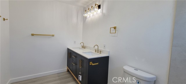 Detail Gallery Image 16 of 19 For 3355 Debbie Ln, Riverside,  CA 92501 - 4 Beds | 2 Baths