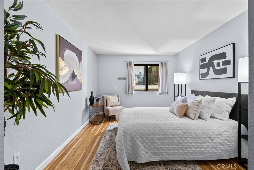 2960 Broadway - photo 10